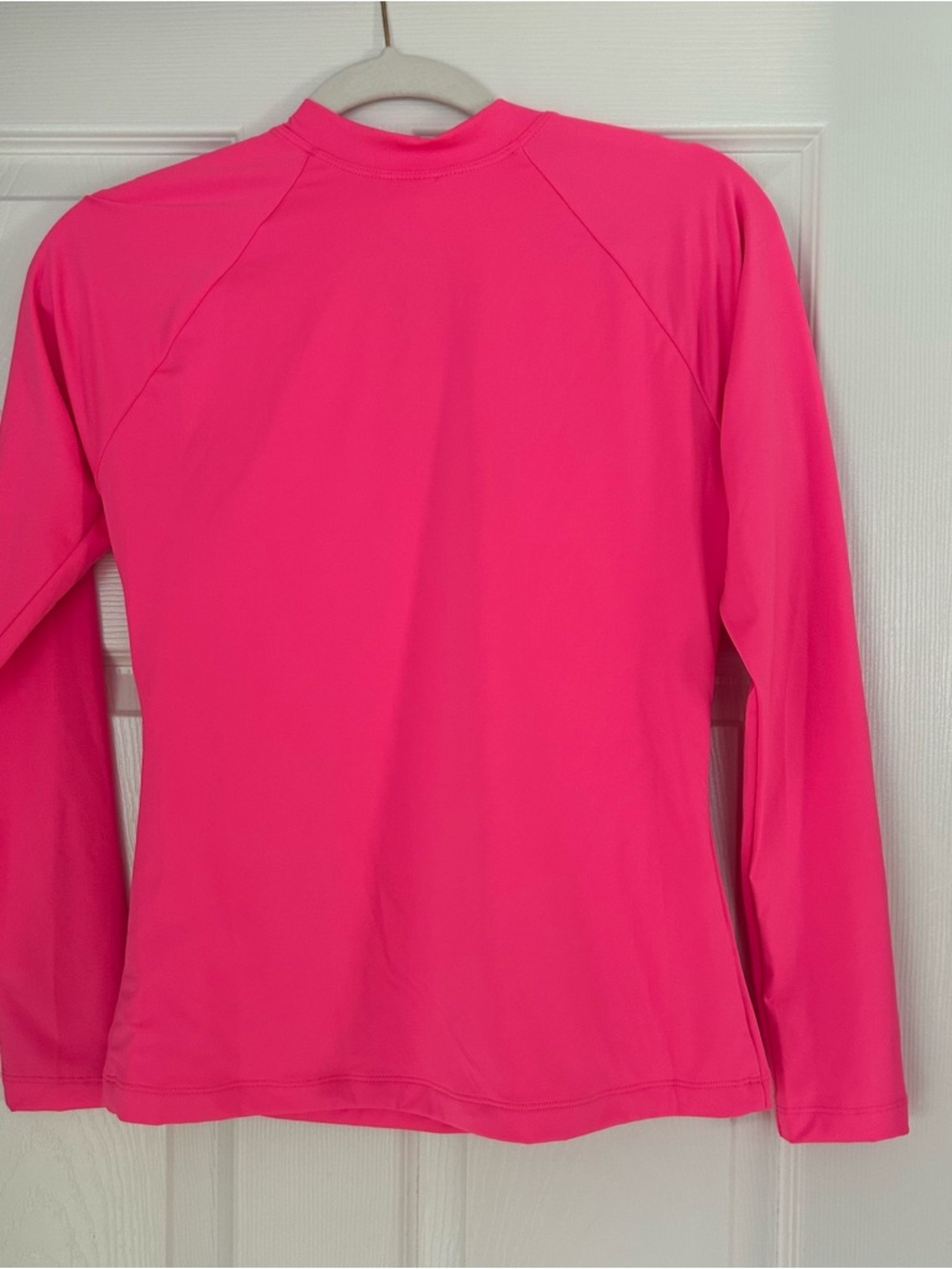 NWOT LILLY PULITZER Nayte Rashguard Swim Top ROXIE PINK -size 8 - Picture 4 of 4